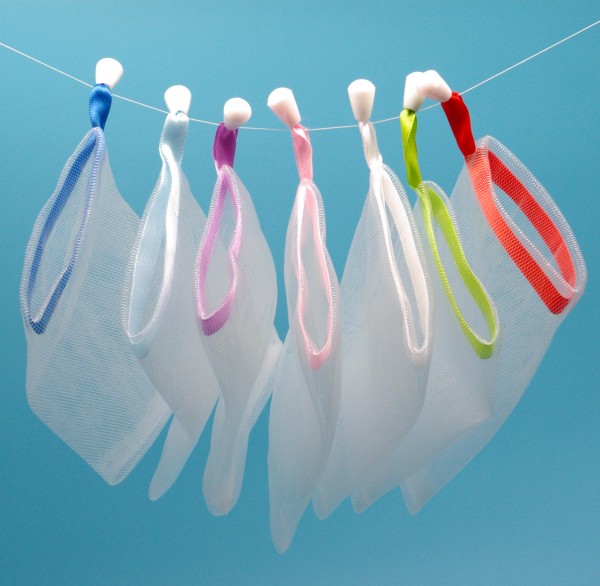 Seifensäckchen Nylon mit farbigem Zugband